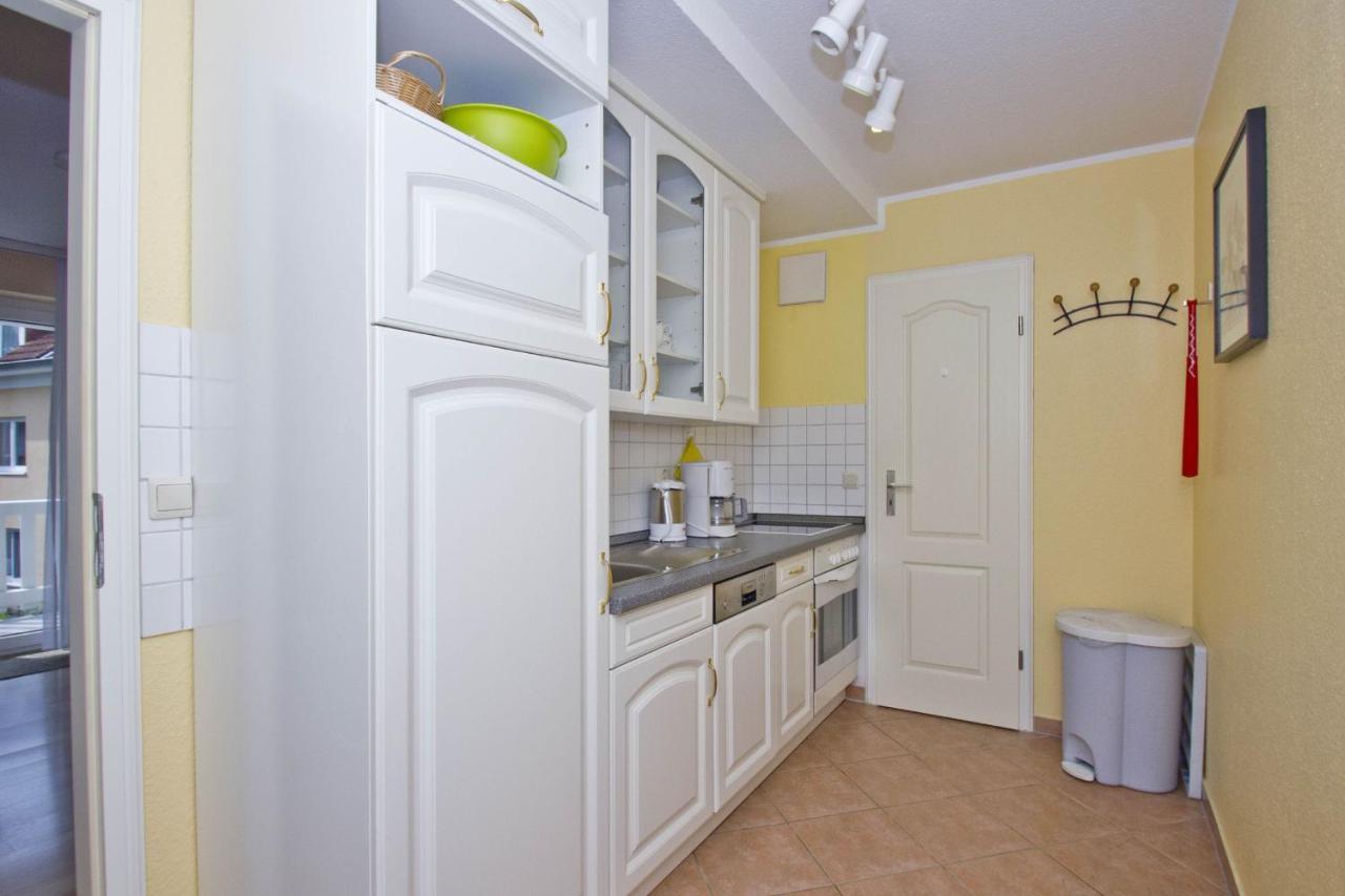 Balkon, Gratis Nutzung Vom Ahoi Erlebnisbad Und Sauna In Sellin - Appartemenmt Nordwind Baabe Dış mekan fotoğraf